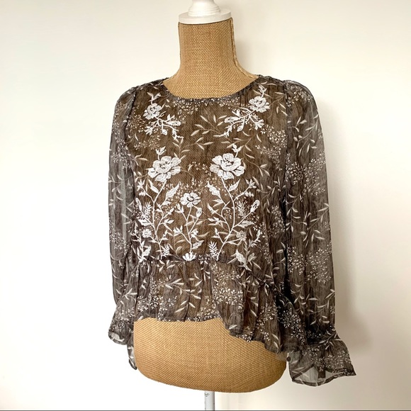 Pretty Embroidered Blouse NWOT - Picture 7 of 7